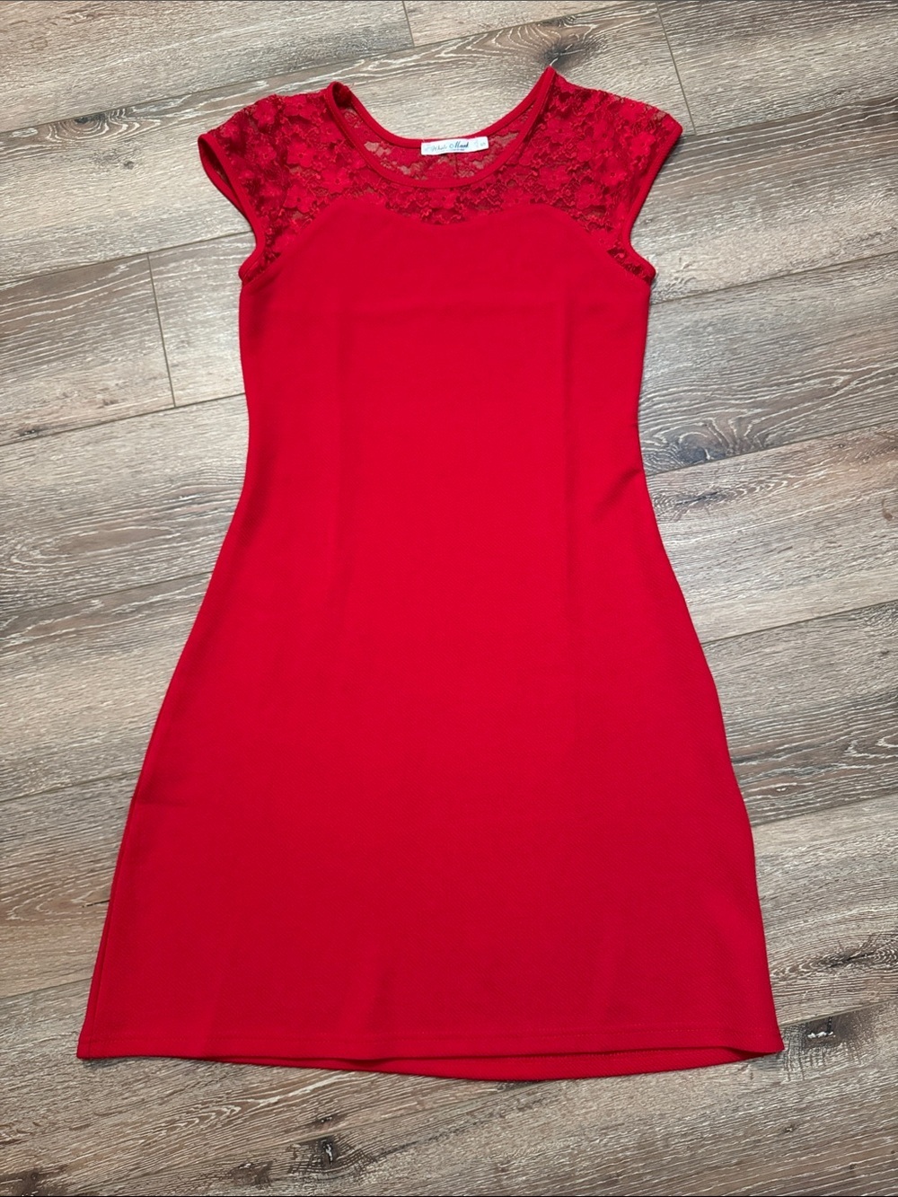 White Mark Red Lace Yoke Cap-Sleeve Mini Dress Small